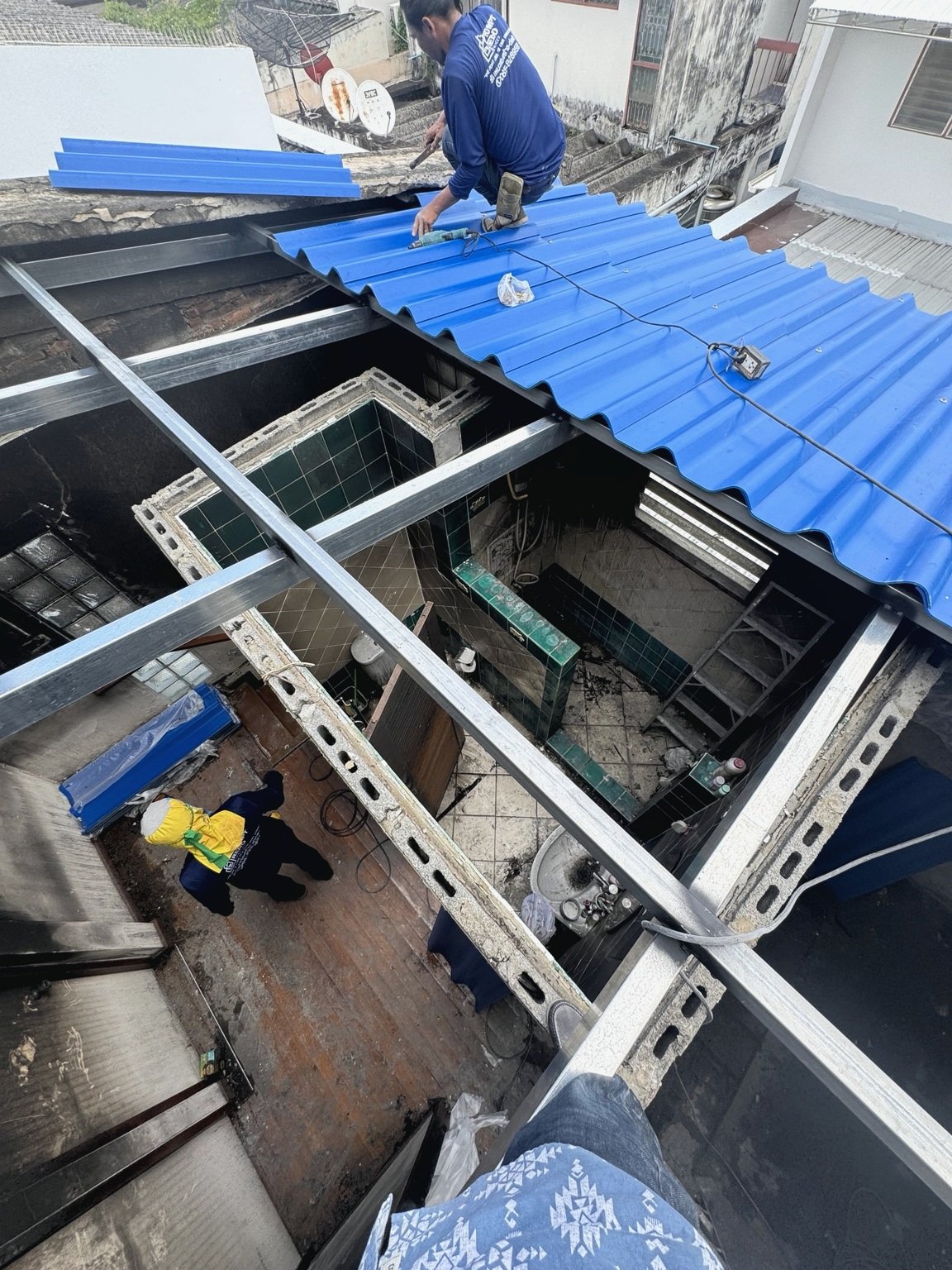 07 Roof Work