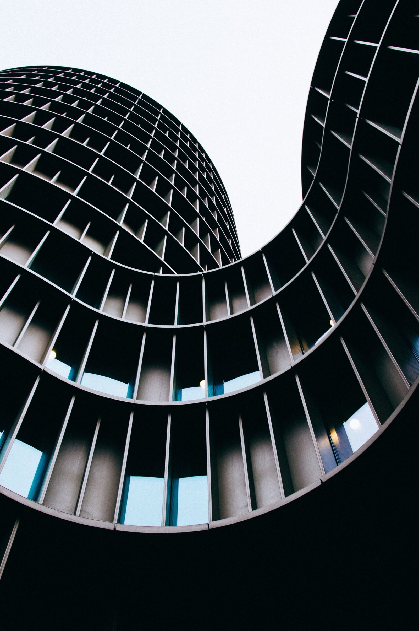 Evolution of modern architectural forms